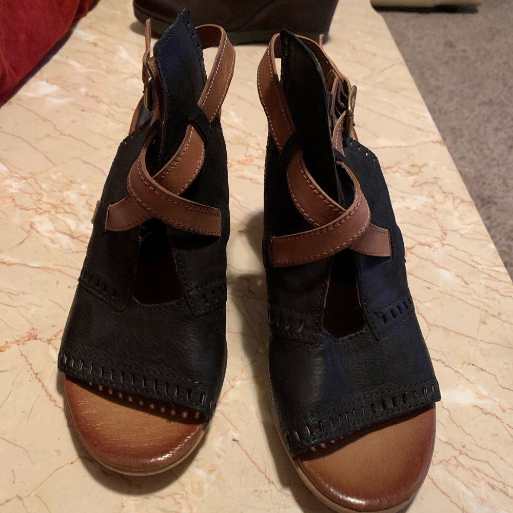 Miz Mooz wedges.